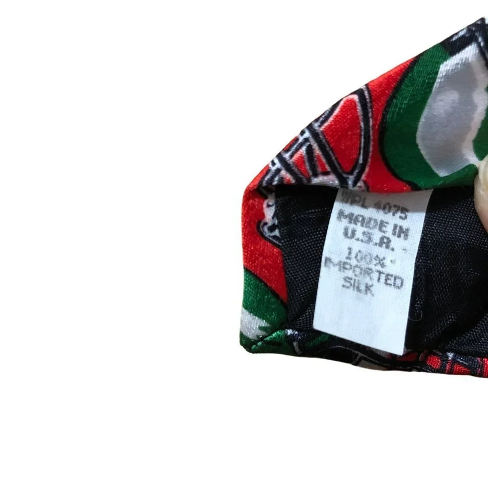 NFL Football Team Logo‎ Red  w/Helmet Novelty Men's Tie Vintage
